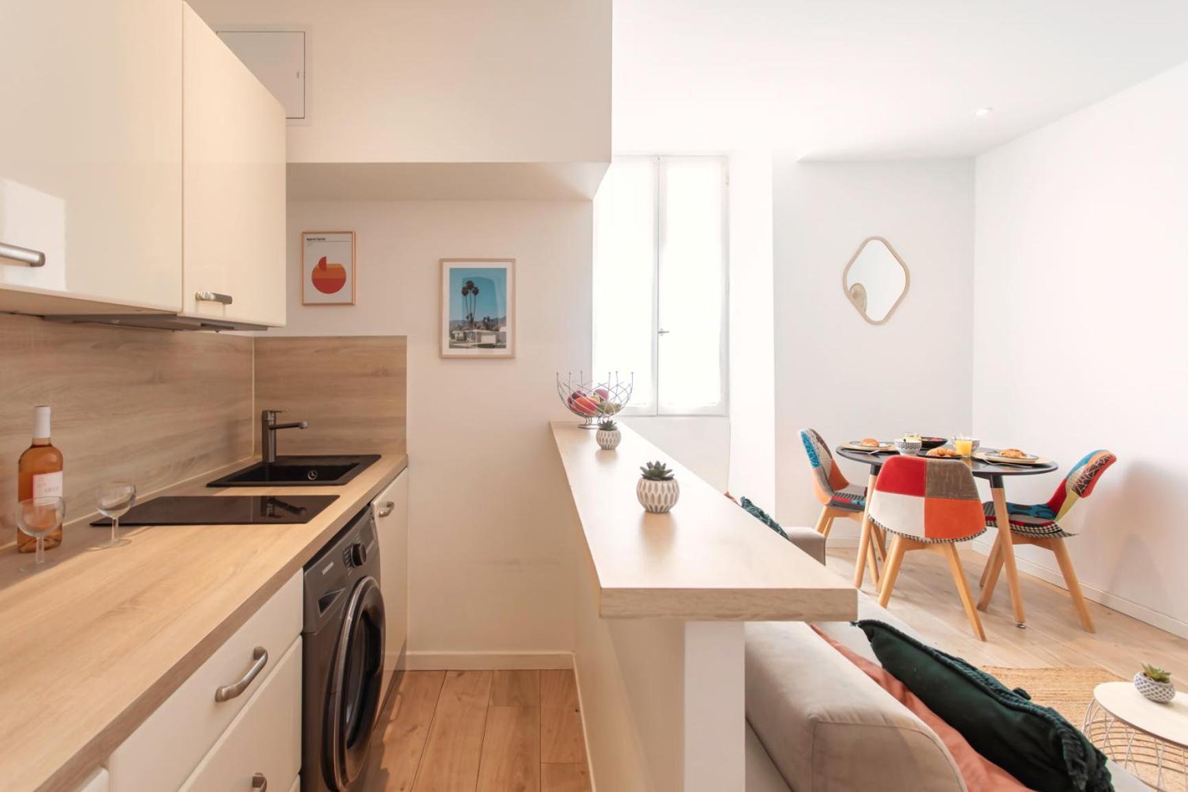 Rue Meynadier Apartment